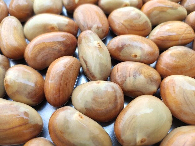 Free photo selective focus hot of jackfruit seeds