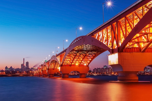 韓国の城山大橋