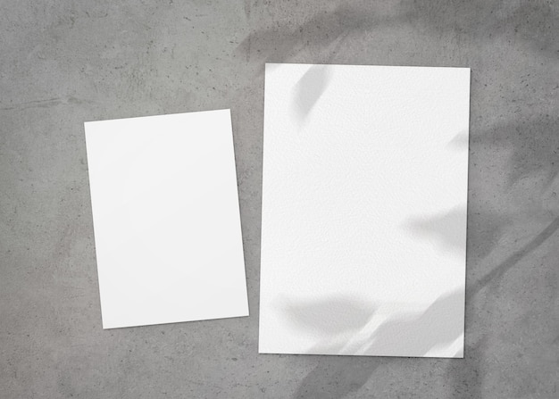 Free photo set of a4 and a5 sheets with shadow