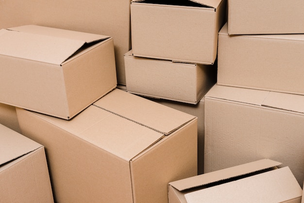 Free photo set of closed cardboard boxes