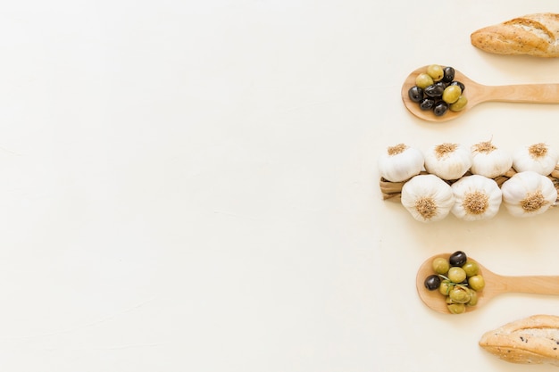 Set of garlic olives and bread