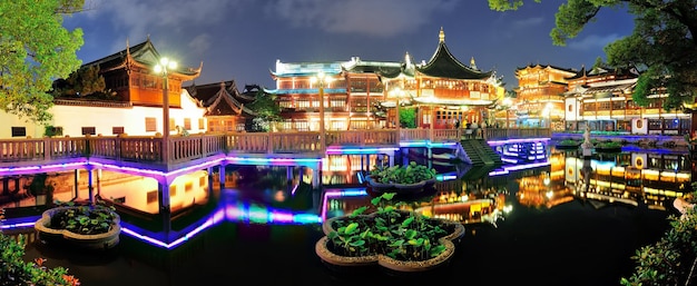 Edificio della pagoda di shanghai