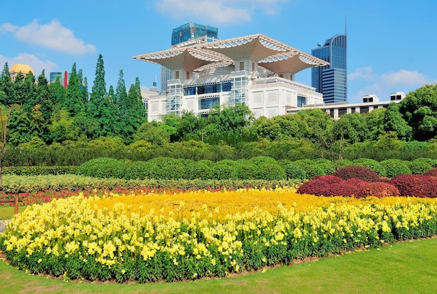 Free photo shanghai urban architecture in park