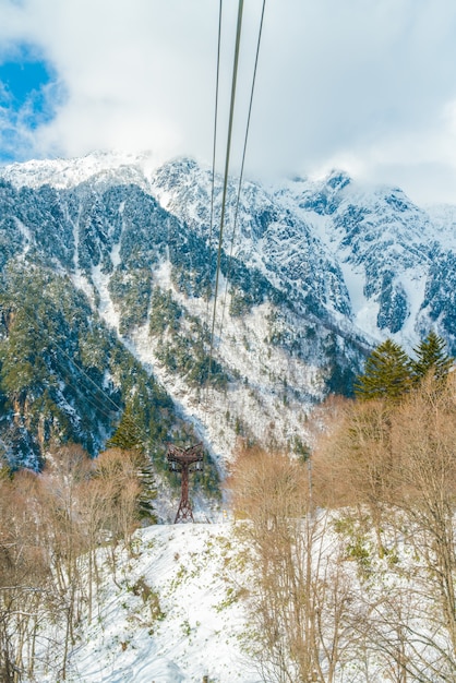 Бесплатное фото shinhotaka ropeway такаяма гифу, япония.