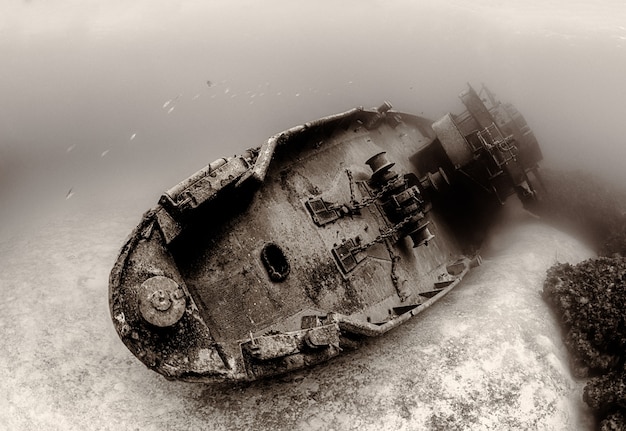 ship sunk on the seabed