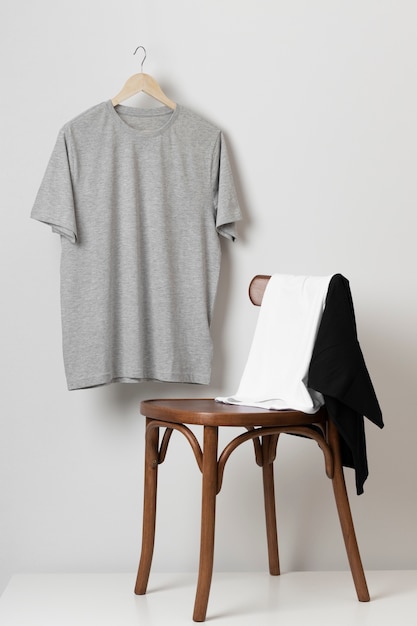 Free photo shirt mockup concept with plain clothing