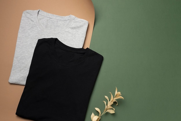 Free photo shirt mockup concept with plain clothing