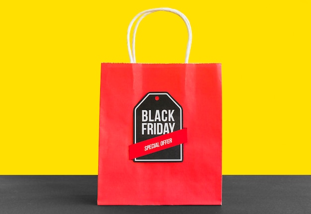 Shopping bag with black friday inscription