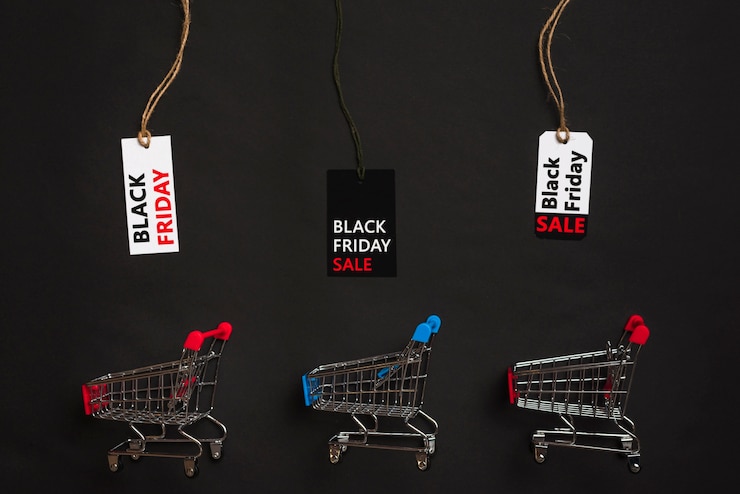 Free Photo shopping trolleys and labels with sale titles
