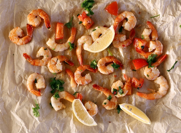 Free photo shrimps. heap of pink, raw shrimps on the table