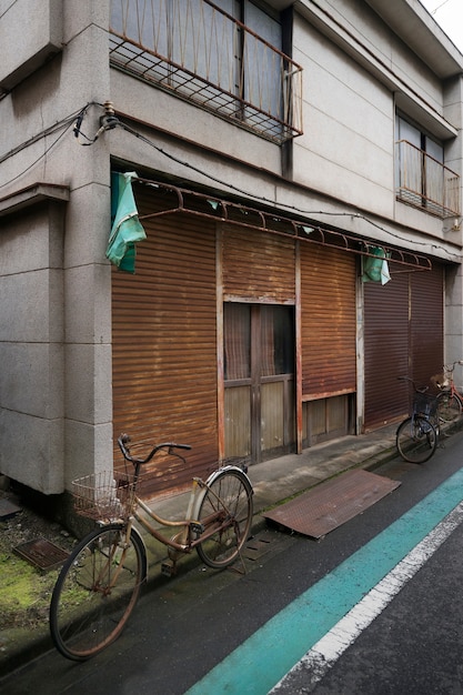 Foto gratuita sfondo di casa stregata vista laterale