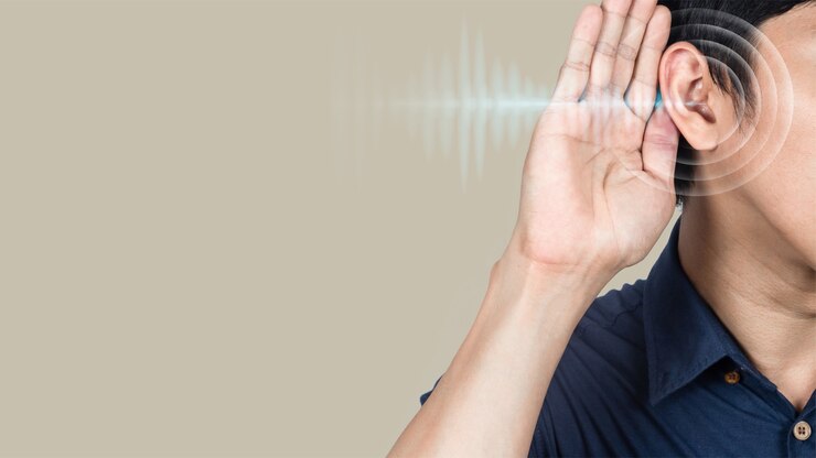 मुफ़्त फोटो side view man experiencing hearing issues