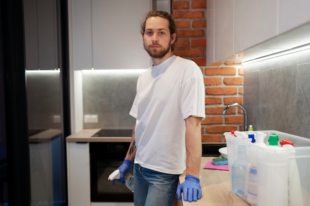 Side view man servant wearing gloves