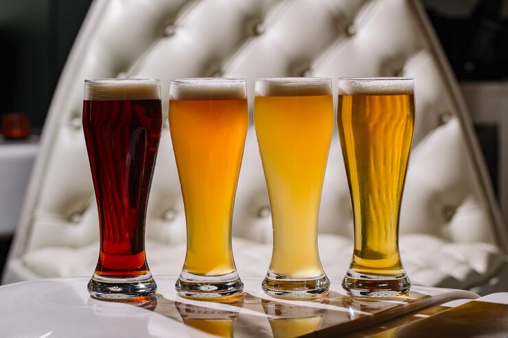 さまざまなビールの側面図