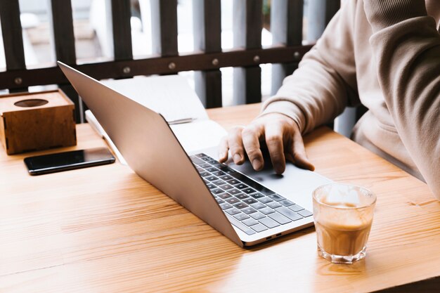 Sideview workspace with laptop