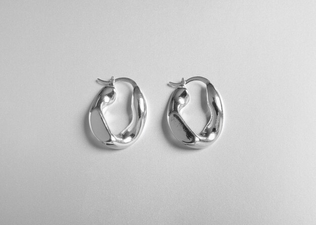 Silver aesthetic wallpaper with earrings