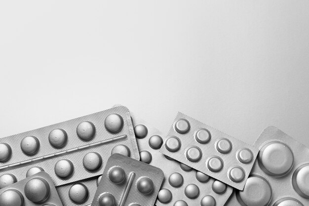 Silver aesthetic wallpaper with pills