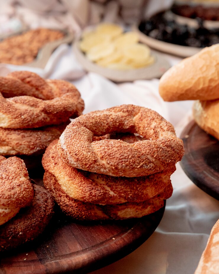 Free Photo simit bagels with sesame seeds