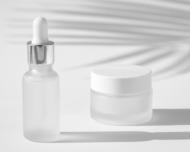 Skin oil dropper and face cream recipient composition