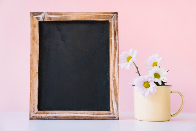 Slate and plant decoration