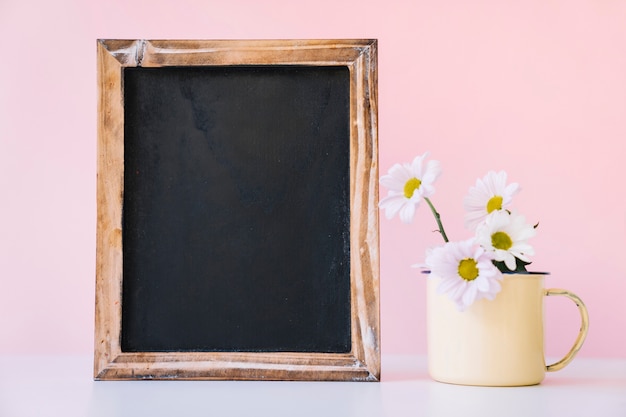 Slate and plant decoration