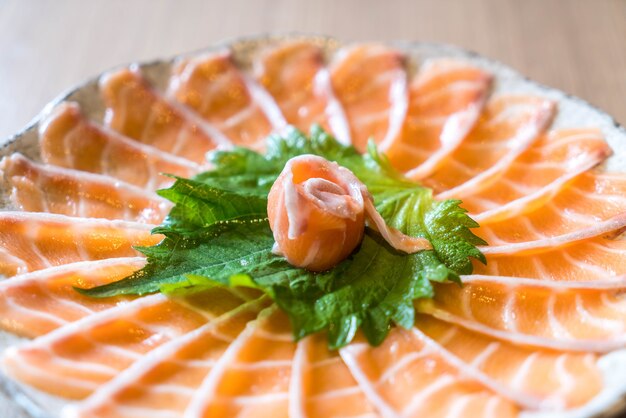 sliced salmon sashimi