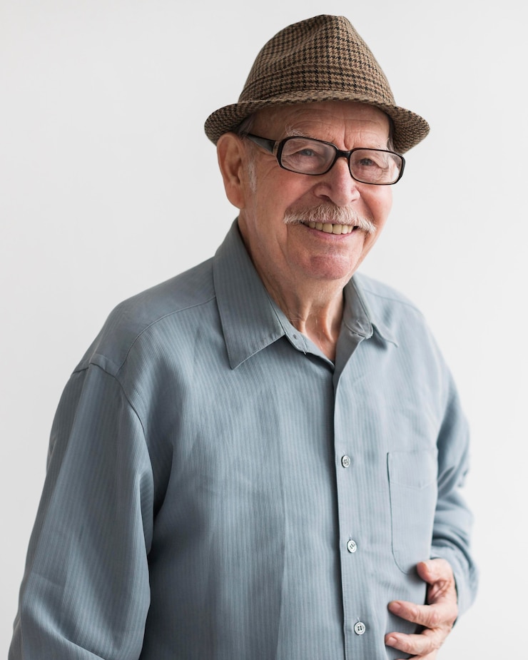 Free Photo smiley old man with glasses