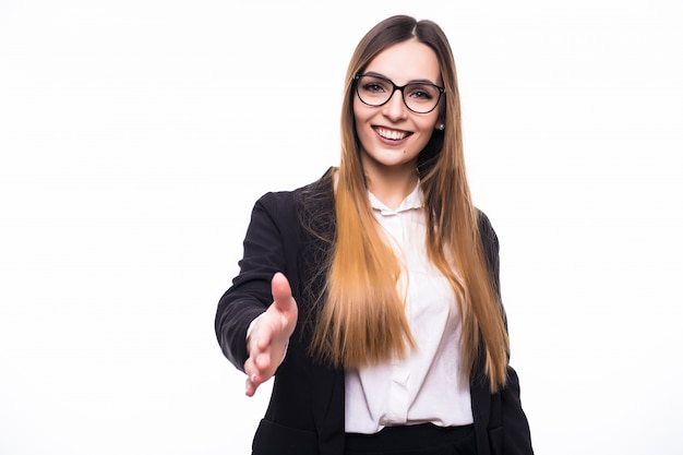 Foto gratuita la signora sorridente della donna della ragazza su bianco dà il suo segno di saluto della mano