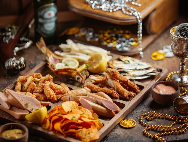 Free photo snaks on the table for oktoberfest