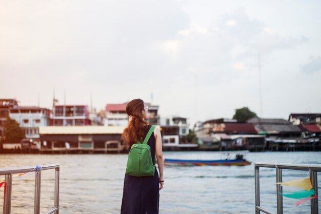 ソロ女性旅行者