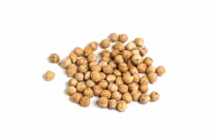 Free photo soybeans isolated on white background