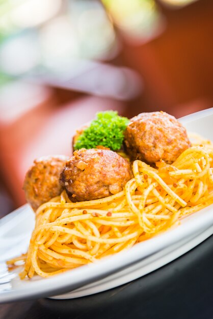 spaghetti and meatballs