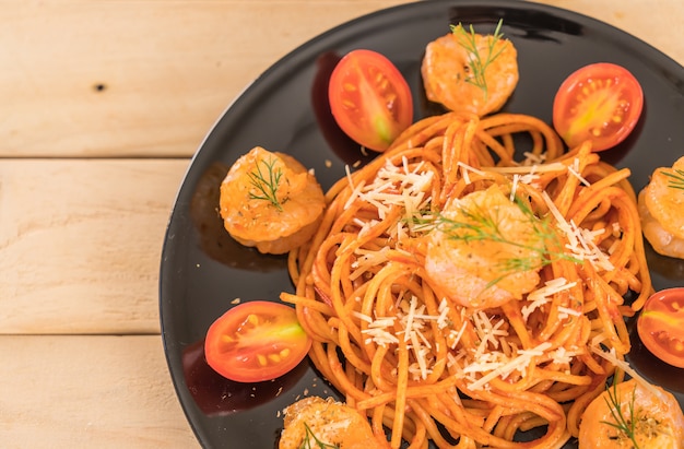 Спагетти с креветками