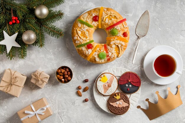 Spanish epiphany cake roscon de reyes and gifts