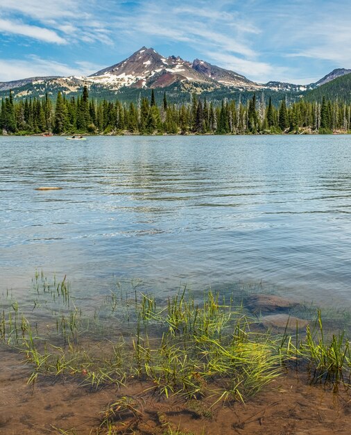 Sparks Lake Vistas