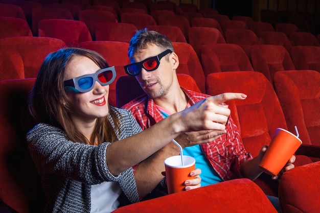 Free photo the spectators in the cinema