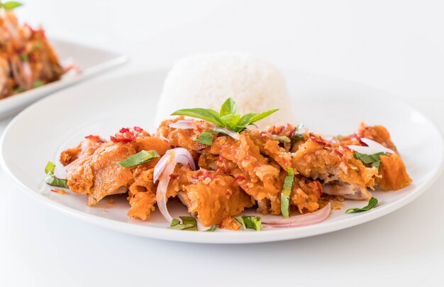 spicy salad with fried chicken