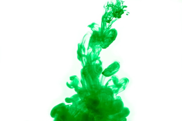 Free photo splash of green pigment