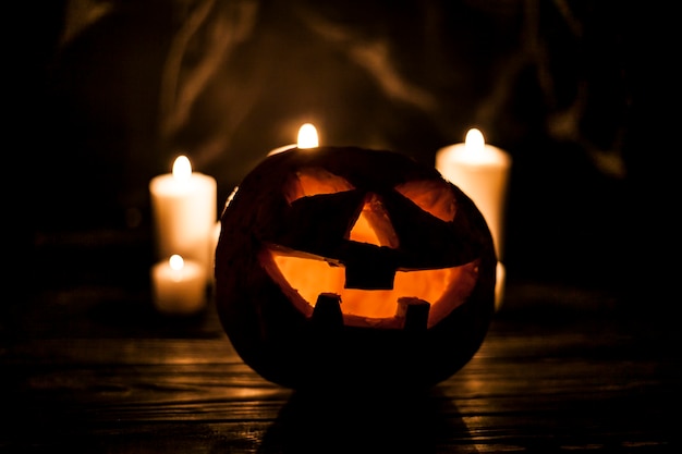 Spooky jack-o-lantern ad candles