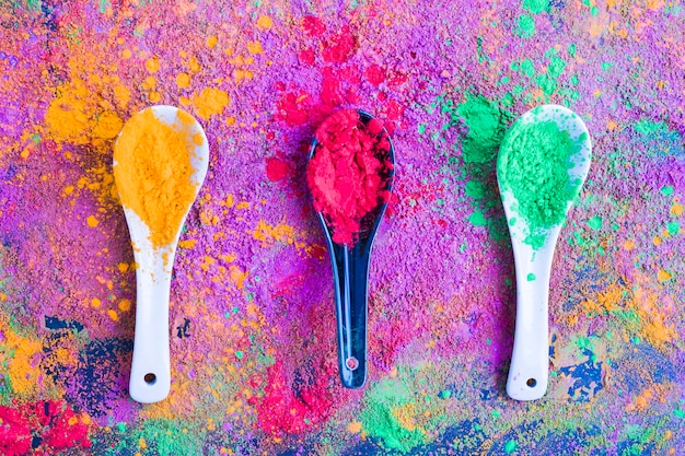 Spoons with powders on table 