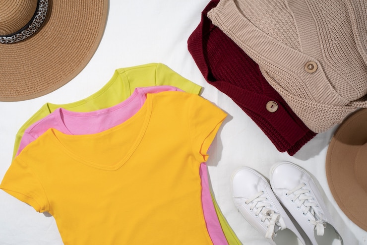 Free Photo spring wardrobe switch over still life