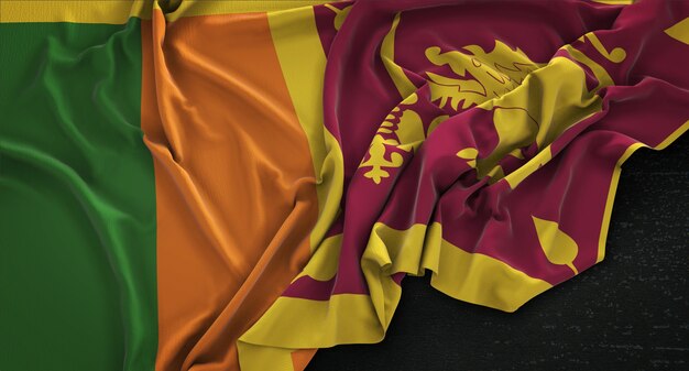 Флаг Шри-Ланки, сморщенный на темном фоне 3D Render