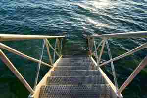 Free photo stairs to the sea