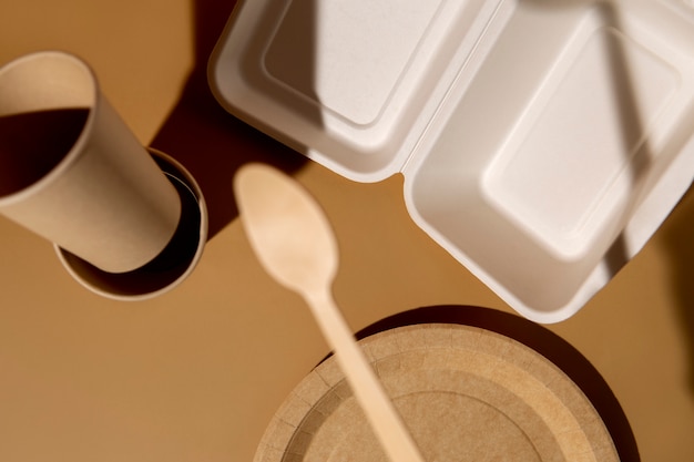 Free photo still life of cardboard organic dinnerware