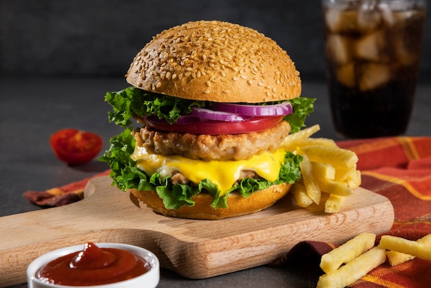 맛있는 미국 햄버거의 정물