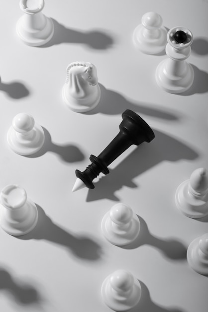 Бесплатное фото Натюрморт классических шахматных досок