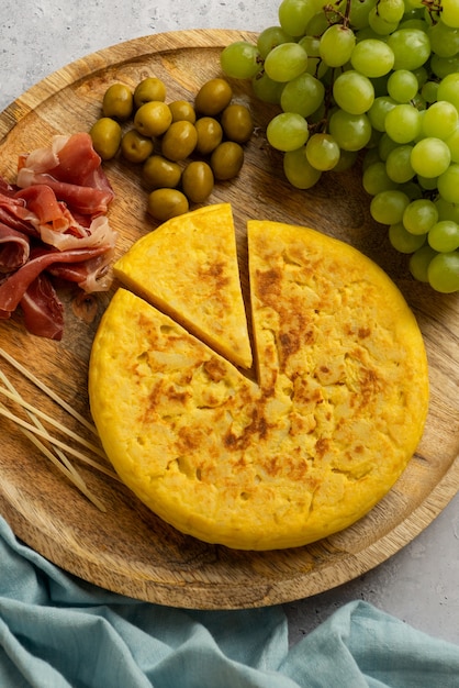 Free photo still life of potato spanish tortilla