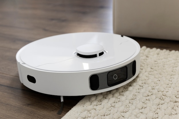 Free photo still life of robotic vacuum