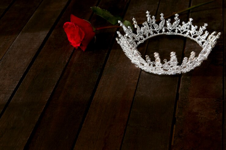 Free Photo still life of ruler crown