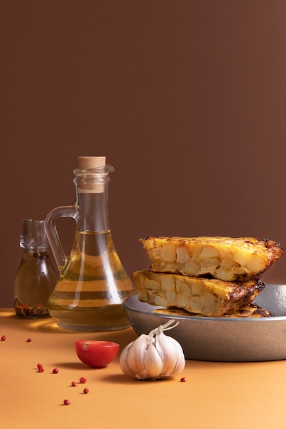 Free photo still life of spanish tortilla